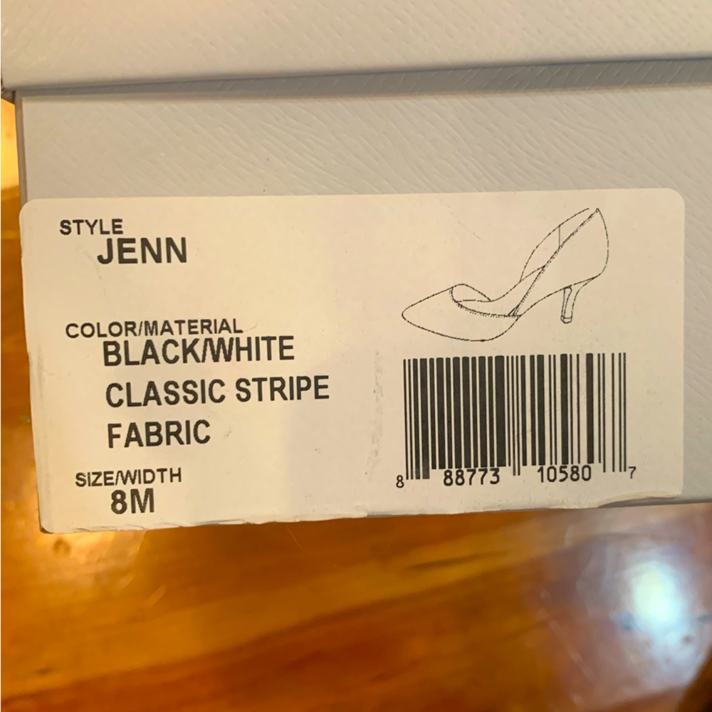🔥NIB🔥 SOLE SOCIETY Jenn Black/White Stripe D'Orsay Heel / Size 8✨✨✨ - Picture 12 of 13